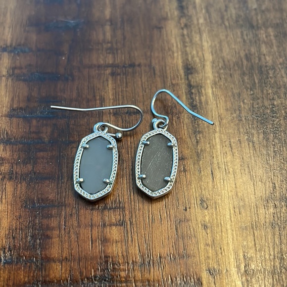 KENDRA SCOTT SMALL DROP EARRINGS - IRIDESCENT DRUSY - Picture 2 of 3